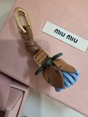 2026年最新】ミュウミュウ キーチャームの人気アイテム - メルカリ