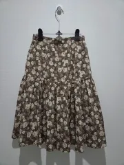 日本輸入)フラワー シフォンプリーツ スカート