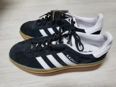 アディダス ガゼル ボールド ブラック 240