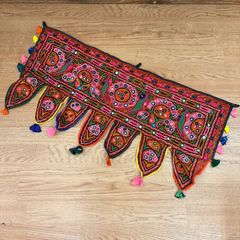 ヴィンテージ インド刺繍 ミラー トーラン のれん - メルカリ