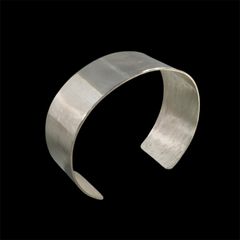 yarka flat design curve バングル [kibuo3] - メルカリ