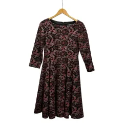 グレースコンチネンタル GRACE CONTINENTAL ワンピース ひざ丈 クルーネック 長袖 花柄 コットン混 36 赤 レッド 黒 ブラック 白 ホワイト