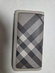 バーバリー 長財布
