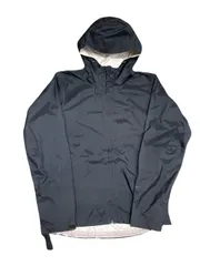 15‘s Patagonia Torrent shell jacket