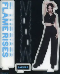 【中古】アクリルスタンド・アクリルパネル サクラ アクリルスタンド 「2023 LE SSERAFIM TOUR ’FLAME RISES’ IN JAPAN」