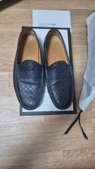 グッチ マイクロシマ メンズ ローファー