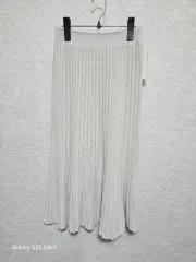 シルバー プリーツ ロング スカート