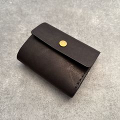 paisano 三つ折り財布 小 ブラック 真鍮 レザー paisano 三つ折り財布 小 ブラック 真鍮 レザー - メルカリ
