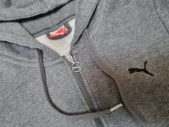プーマ グレー フードジップアップ (約起毛)