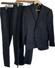  【美品】MrJUNKOミスタージュンコ　ビジネススーツ3点セット　セットアップ　ブラックストライプ　メンズ　YA5サイズ【Z1813】