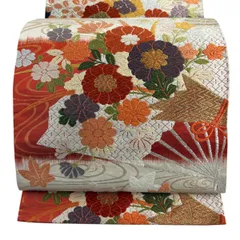 【美品】 袋帯 名品 振袖向き 菊 扇 唐織 金銀糸 クリーム 六通 正絹 【中古】