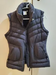 アディダス レディース ダウン ベスト ブラック