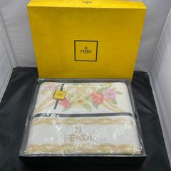 FENDI 毛布 ブランケット ブルー系 シミあり - メルカリ