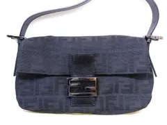 FENDI フェンディ マンマバケット ズッカ柄 ☆ 肩掛け ハンドバッグ 黒 ブラック レディース □ ８B