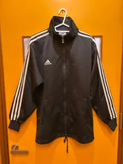 Y【Y1-48】◇ adidas サイズ160 ジャージ上　黒色
