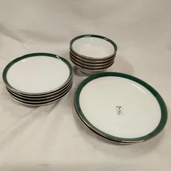 未使用 TONO CHINA  グリーンピア DX デザートセット 深みのあるグリーンの縁にゴールドのラインが施されています 大皿2枚 中皿5枚 フルーツ皿5枚 レンジ可  美濃焼 T637のサムネイル