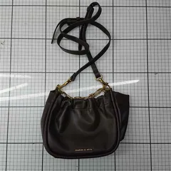 ◇ Θ チャールズ＆キース CHARLES & KEITH チェーンショルダーバッグ ダークブラウン系 レディース E  【1602040005725】