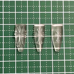 只今値下げ中！！　クロスモールド　十字架パーツ　3Dネイルパーツ　モールド