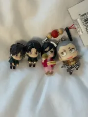 進撃の巨人 ロングガチャ 正規品キーホルダー