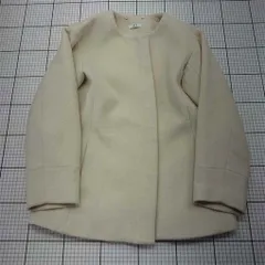 ◇ ⊇ アー・ヴェ・ヴェ a.v.v ノーカラーコート ベージュ系 レディース Mサイズ E  【1602040003424】