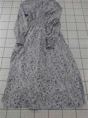 ◇ Θ トッコ tocco 186-169535 花柄長袖ワンピース Mサイズ ライトグレー系 レディース E  【1602040001666】