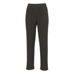 PLEATS PLEASE 黒PP51JF372 THICKER BOTTOMS - メルカリ