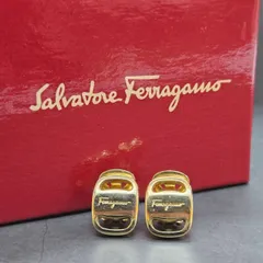 Salvatore Ferragamo サルヴァトーレフェラガモ イヤリング 箱付き ゴールドカラー アクセサリー 小物 アンティーク ジュエリーのサムネイル