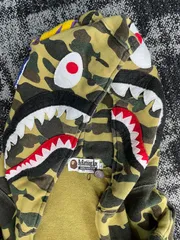 A・BATHING APE シャークパーカー　ファスナー引き手無し