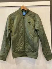 260230 adidas オリーブグリーン　キルティングジャケット アディダス　上着　M