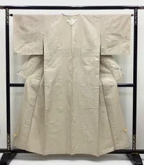 中古品　単衣着物　色無地　紬　洒落縫紋　茅色　正絹　R501