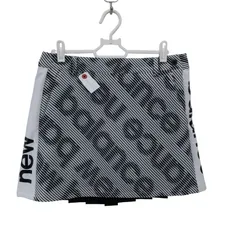 【美品】New Balance golf(ニューバランスゴルフ) スカート 白黒総柄 レディース 2 012-2234503 ゴルフウェア 2602-0220 中古