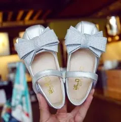 女の子用 フォーマルシューズ シルバー キッズ 子供靴 発表会 結婚式 卒園式 入学式 かわいい 　bu１