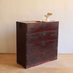 綺麗な丸金具庄内箪笥 2段 タンス 収納 古家具 古民家 時代家具 - メルカリ