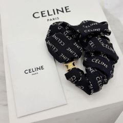 CELINE ロゴ入り シュシュ 黒 - メルカリ