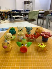 〇ポケモン・デジモン ソフビ 指人形 11体まとめ売り(タッツー、ダグトリオ、フシギダネ、ウツドン、テリアモン、他)