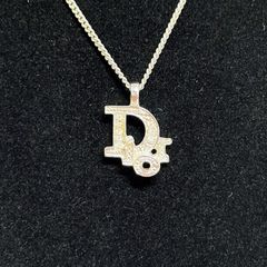 ディオール dior CD ペンダント ネックレス ロゴ シルバー Y820 - メルカリ