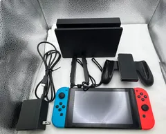 ▽ニンテンドウ　Nintendo　Switch　ブルー＆レッド　動作確認〇　2020年製　10552のサムネイル