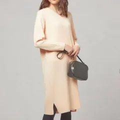 closet story UNITED ARROWS クロ－ゼットストーリー ユナイテッドアローズ リブサック Vネック ワンピース ストレッチ ウォッシャブル オフホワイト  6926-119-0823のサムネイル