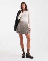 Item thumbnail for item 4c52cd9e-ce72-483c-8315-28199871af31