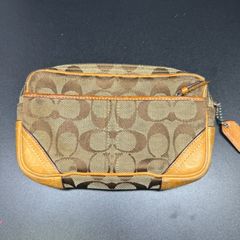 コーチ シグネチャー ポーチ ベージュ ストラップなし B26022409