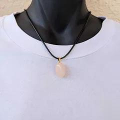 ​✨【1点物】天然石 ミルキークォーツ ペンダントトップ（紐付）ハンドメイド✨