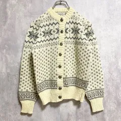 古着　used　長袖ノルディック柄ニット　セーター　カーディガン　クルーネック　白　ホワイト　レトロ　秋冬服　Mサイズ【値引き交渉OK！】