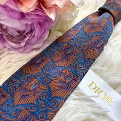 Christian Dior シルクスカーフ 動物柄 ミッツァ - メルカリ