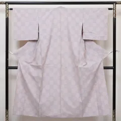 紬 単衣 身丈148cm 裄丈62cm 正絹 Cランク XSサイズ バチ衿 カジュアル 幾何学柄 ピンク系 1216-02924