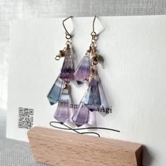 縞入りフローライト 揺れる3連ピアス 14kgf