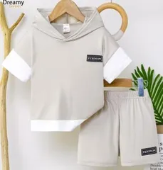 セットアップ フード付き半袖上下 2点セット 120cm 子供服【その他、ドキュメンタリー 新品】