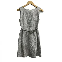 ジルスチュアート ワンピース サイズ0 XS レディース - 108-140101 ライトグレー ノースリーブ/レース/ハーフジップ/ビジュー/ベルト付き