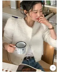 パールボタン ブークレ カーディガン ジャケット (1回着用)