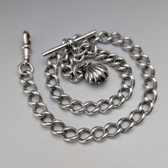 BIGBANG SWAROVSKI ピアス ネックレス バングル 3点 カード - メルカリ