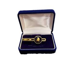 Item thumbnail for item 86d83f27-7c08-4bb8-b022-5d25c5aa8406